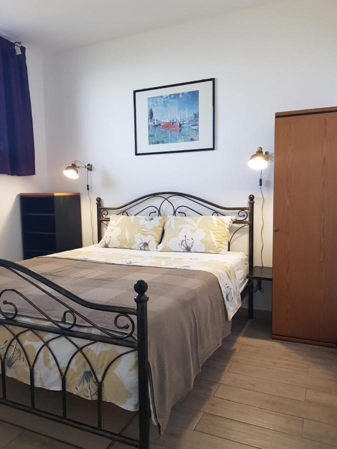 Apartment And Rooms Parus Копер Екстериор снимка